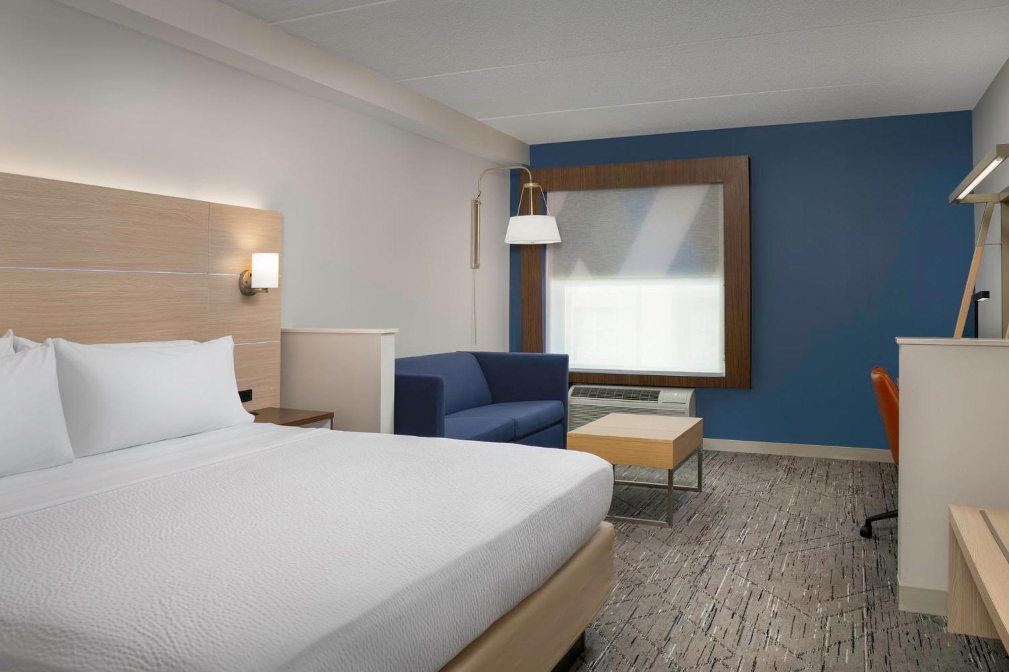 King Suite with Sofa Bed